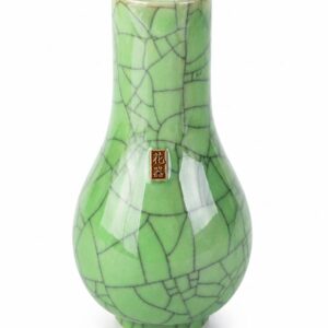 green vein vase main